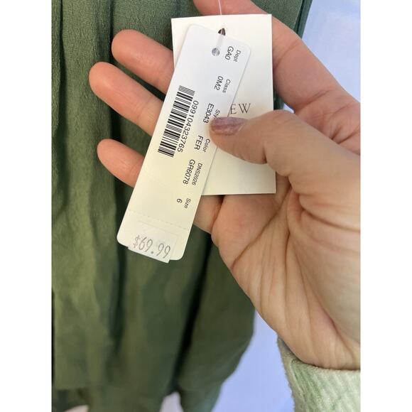 J Crew Size 6 Tiered Viscose Crepe Sleeveless Blouse Layered Fern Green - Picture 7 of 11